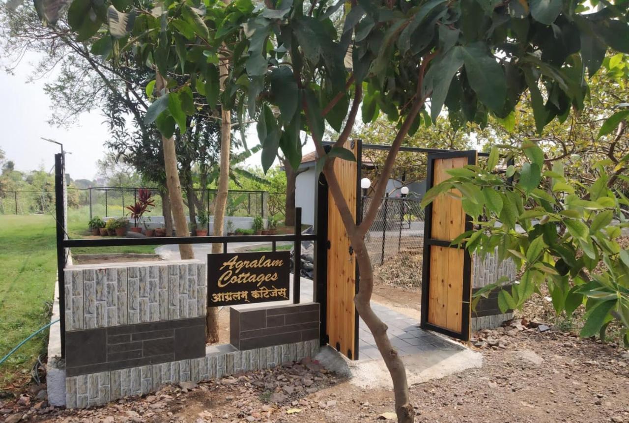 נאסיק Agralam Cottages @Raghunandan Resort מראה חיצוני תמונה